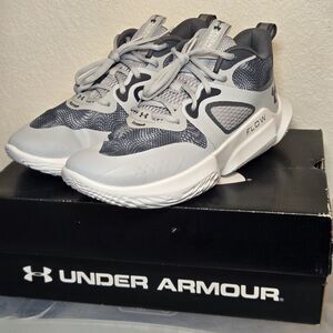 Under Armour UA Flow Breakthru 3 Gray White Shoes Mens 11 3025603-101